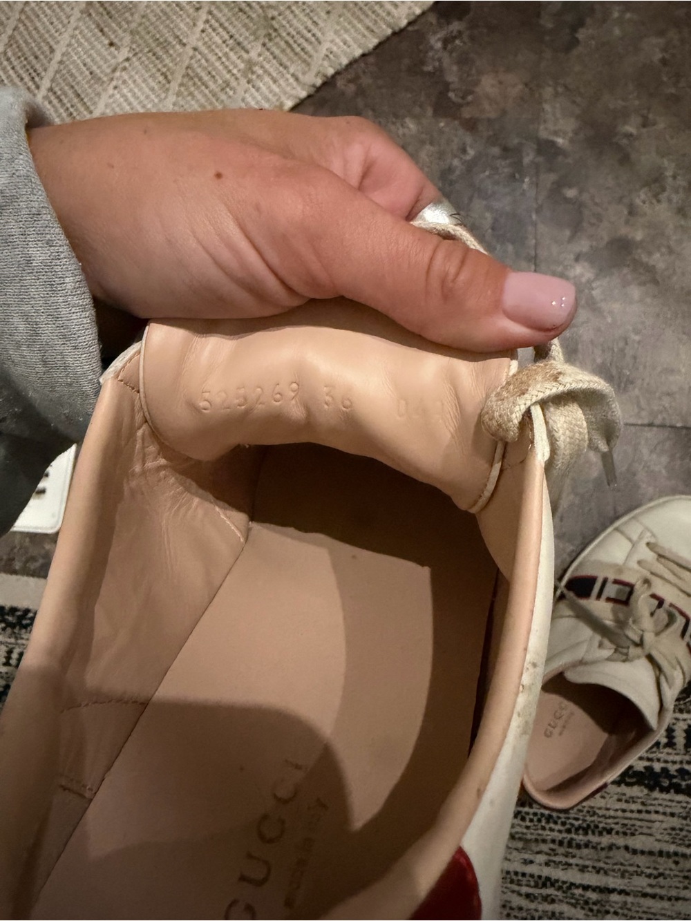 Authentic Gucci Runner - Picture 4 of 4